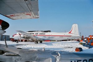 1985년 4월, 1996년 7월 20일 추락한 NAC DC-6기