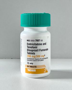 PrEP에 사용되는 엠트리시타빈/테노포비르의 제네릭 버전 병