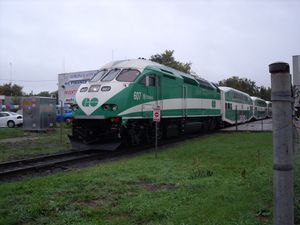 뉴마켓역의 MP40PH 동력 열차