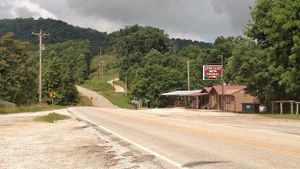 보스턴 산맥 내에 위치한 Low Gap 커뮤니티 (74번 고속도로)