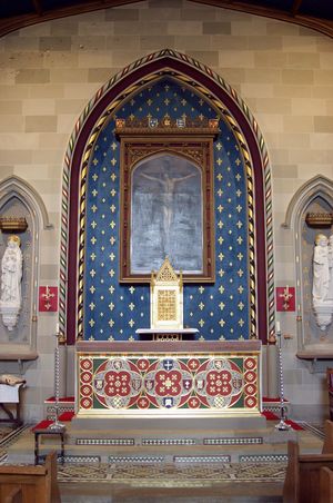 오거스터스 웰비 노섬어 푸진이 설계한 성 베드로와 바오로 교회 내부