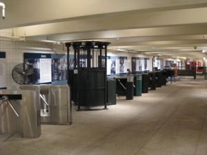 역대 개찰구 전시