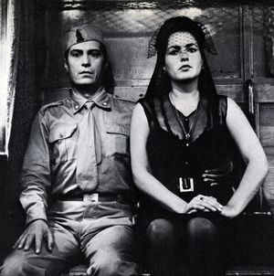 1962년 L'amore difficile에서 만프레디와 Fulvia Franco