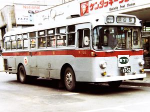 금산 제작 차체의 예4R94 1968년식도쿄 급행 전철