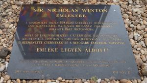 헝가리 부다페스트 대 시나고그 부지 내 기념비 (2023)