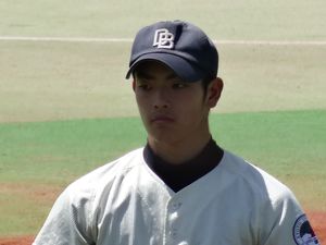 교토 대학 야구부 시절(2014년 5월 17일, 난코추오 야구장에서)