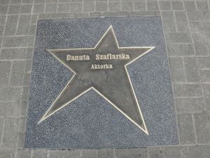 우치에 있는 다누타 샤플라르스카의 명예의 전당 별