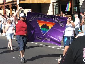 Dykes on Bikes 배너 (2006년), 멜버른 게이 프라이드, 호주