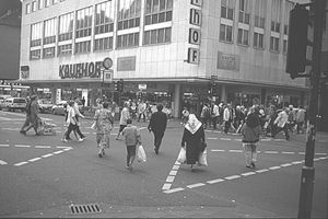 독일 쾰른의 대각선 횡단보도