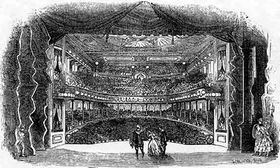 무대에서 본 모습