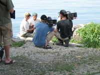 마이크 로우가 '더러운 직업'을 촬영하는 모습