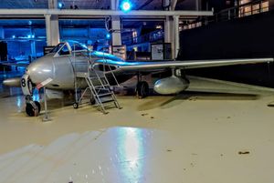 볼란디아 박물관, 말펜사 공항에 전시된 드 해빌랜드 뱀파이어