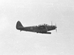 미드웨이에서 일본 함대로 향하는 VT-3의 TBD-1