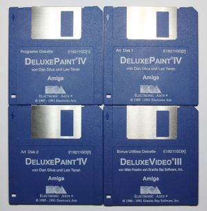 DeluxePaint IV 플로피 디스크 (독일어 버전)