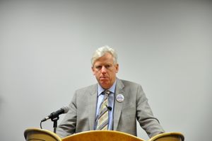 밀러, 2010년 3월 험버 칼리지에서 연설