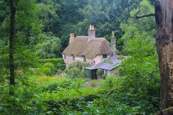 토마스 하디의 생가, 도체스터 교외의 작은 마을 어퍼 보캄프턴