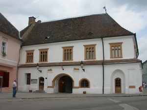 미디어스(Mediasch)에 위치한 FDGR/DFDR의 본부인 슐러 하우스