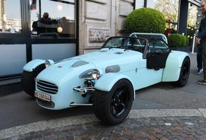 돈커부트 D8 270 RS