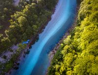 수체스카 강과 합류하는 지점 근처의 상부 드리나 협곡.