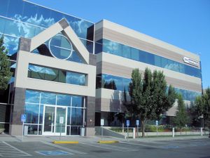 유타주 드레이퍼에 위치한 1-800 Contacts 본사