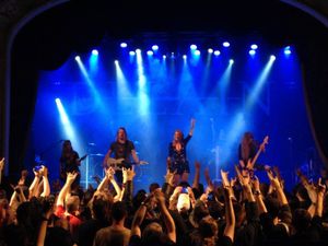 2017년 공연하는 딜레인