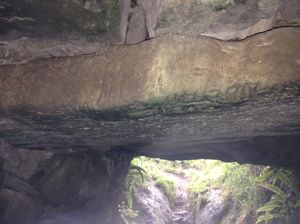 Oweynagat 상인방의 오검 비문