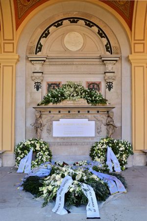 라하트 알리예프의 빈 중앙 묘지 묘비