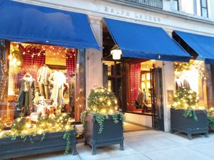 보스턴 뉴버리 스트리트 93-95에 위치한 랄프 로렌 매장, 백 베이