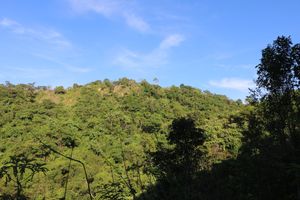 램리 섬의 가장 높은 지점인 지카 타웅