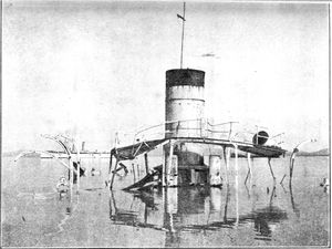 1905년 1월, 자침된 후의 코리에츠의 잔해