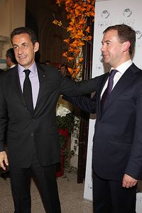 러시아 대통령 드미트리 메드베데프 (오른쪽)와 프랑스 대통령 니콜라 사르코지 (2008년).