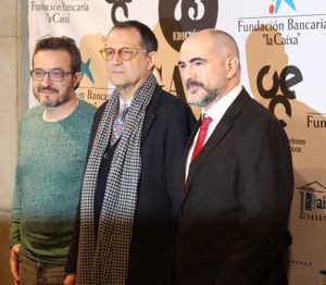 제73회 CEC 메달 시상식에 참석한 로케 바뇨스(작곡가), 하비에르 로페스 블랑코(제작자)와 아돌포 마르티네스(감독) (2018년 1월, 마드리드)