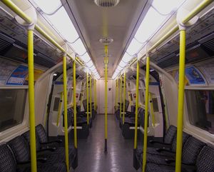 1995년식 전동차의 초기 내부 모습.