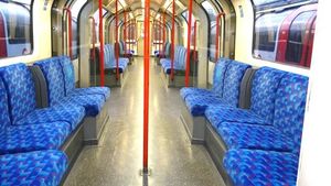 갱신된 차량 내부