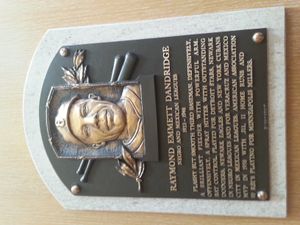 미국 야구 명예의 전당에 있는 레이 댄드리지의 기념패