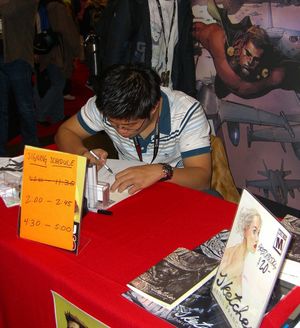 2011년 뉴욕 코믹콘에서 스케치하는 유