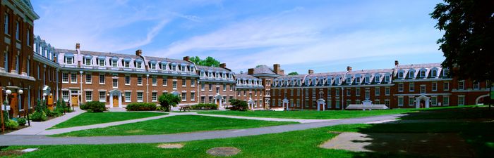 렌슬리어 중앙 캠퍼스에 있는 렌슬리어의 쿼드랭글 기숙사