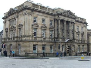 로디언 챔버스, 에든버러: 1975–1996년 로디언 지역 의회의 본부