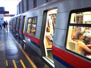 로스 테케스 지하철