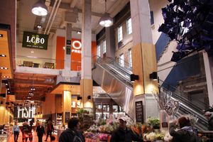 메이플 리프 가든스에 있는 롭로 매장