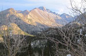 드림 호수 길에서 바라본 롱스 피크
