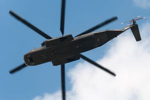CH-53G의 메인 로터. 6개의 블레이드를 볼 수 있다.