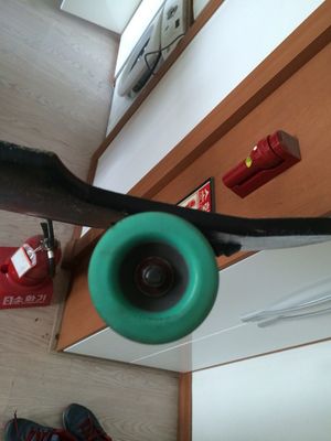 초록색 롱보드 휠