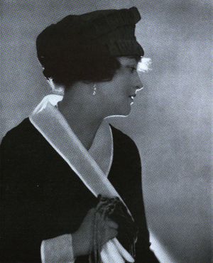 보그 잡지에 실린 루이즈 크롬웰 브룩스 (1922)