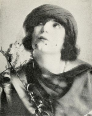 글라움, 1920년경