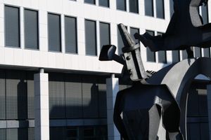 르낭의 UBS 건물