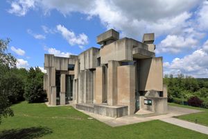 리징 지구의 마우어 지역에 있는 보트루바 교회