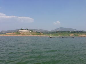 링서우 현의 헝산링 저수지