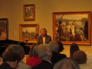 마리안 베르나도테 공주가 2016년 발데마르수데에서 예술 장학금을 수여하고 있다.