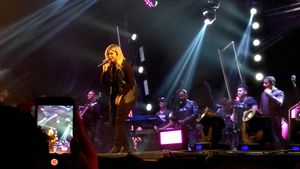 2018년 공연 중인 멘돈사